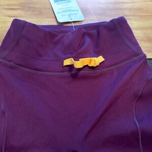 NWT Purple Motion 365 Leggings by Fabletics XXS (0-2)